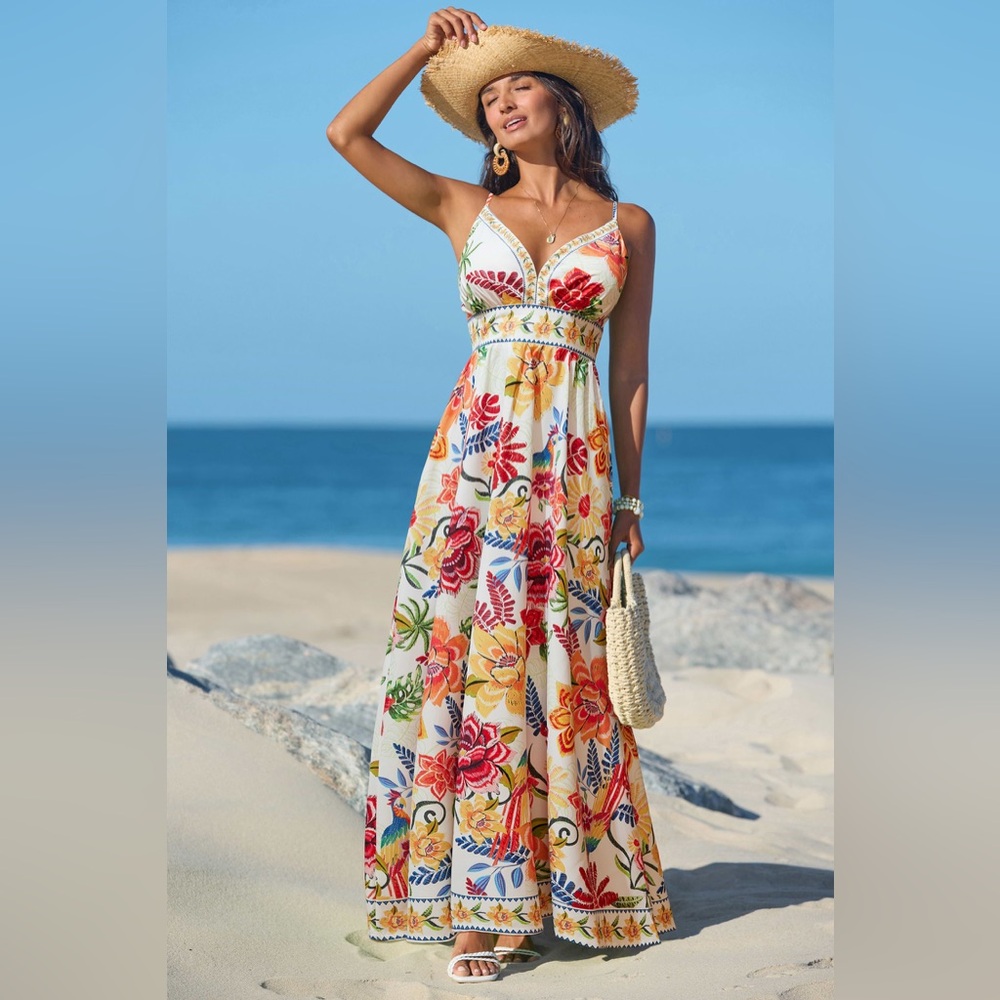 Large. New With Tag Cupshe White Maxi Dress with Multicolor Floral Print - Picture 4 of 7